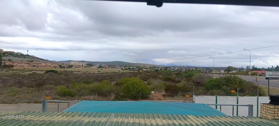 To Let 3 Bedroom Property for Rent in Hartenbos Central Western Cape